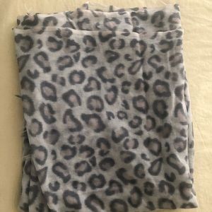 aritzia leopard scarf/shall